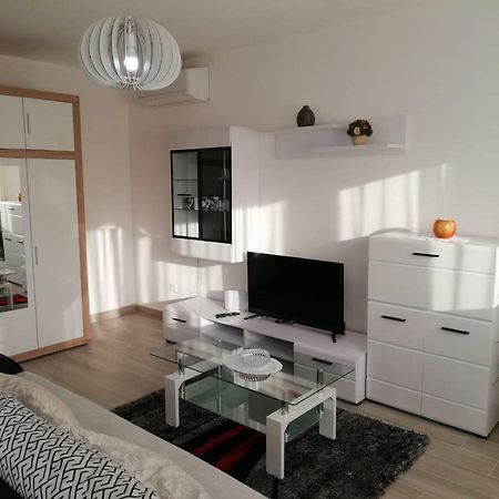 Apartment White Póla Kültér fotó